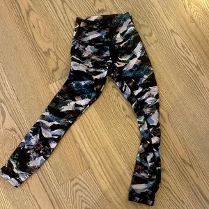 Lululemon leggings size 2